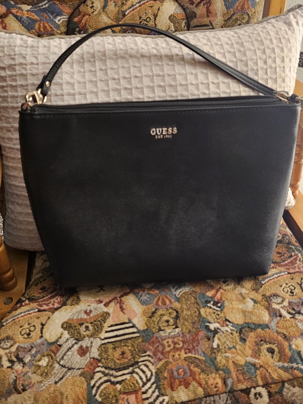 Guess Black Leather Shoulder Bag with Gold Logo Accent